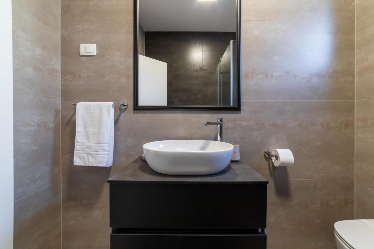 Luxury Apartment Vagabundo 1 Free Parking Trogir Exterior photo